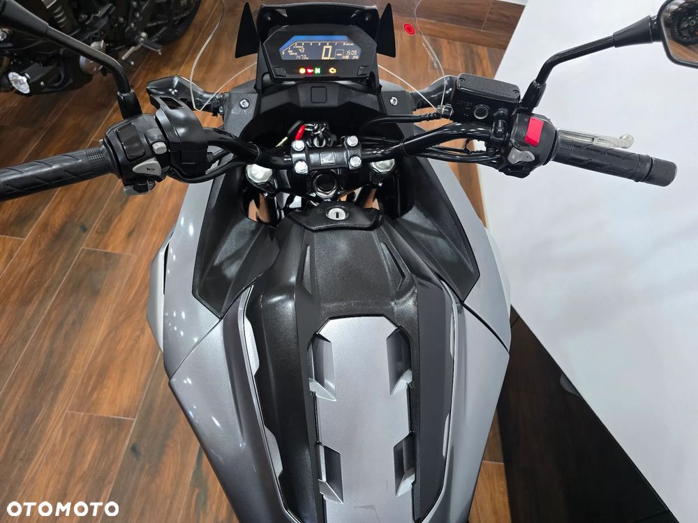 Honda NC - 12