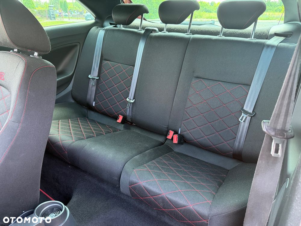 Seat Ibiza SC 1.4 TSI DSG Cupra - 13