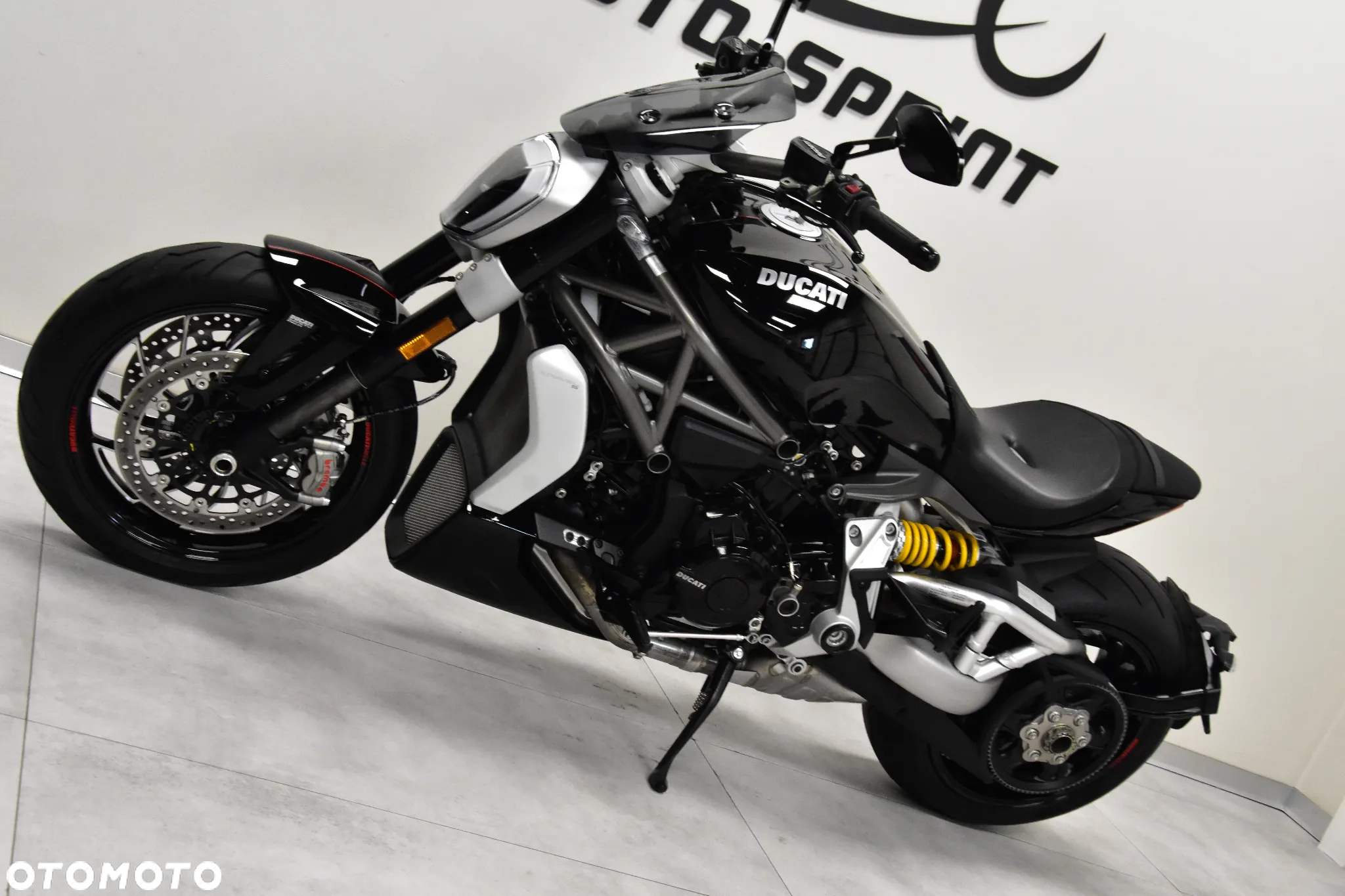Ducati Diavel - 8