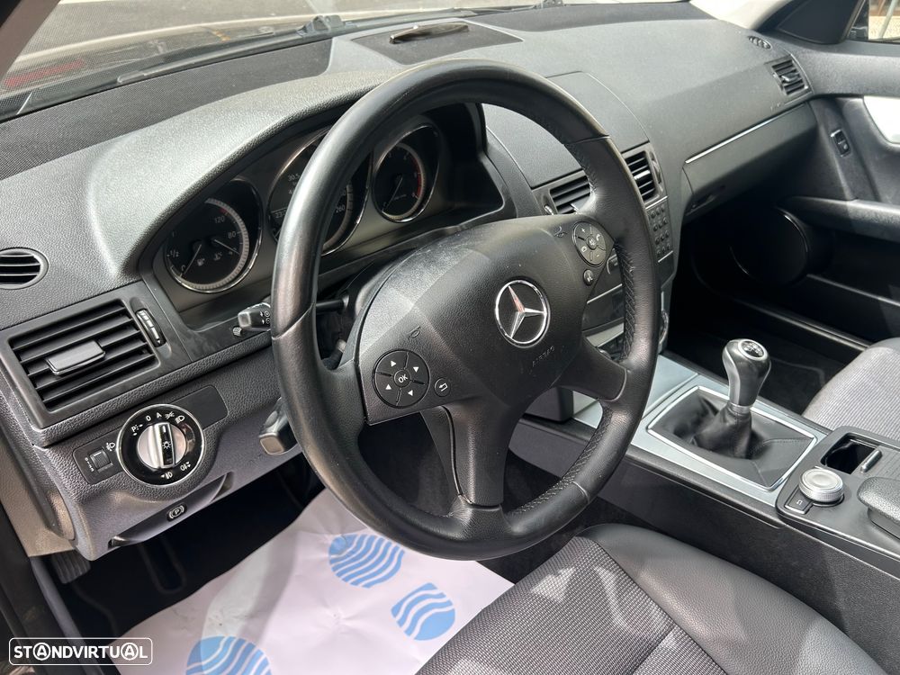 Mercedes-Benz C 220 CDI Avantgarde BlueEfficiency - 20