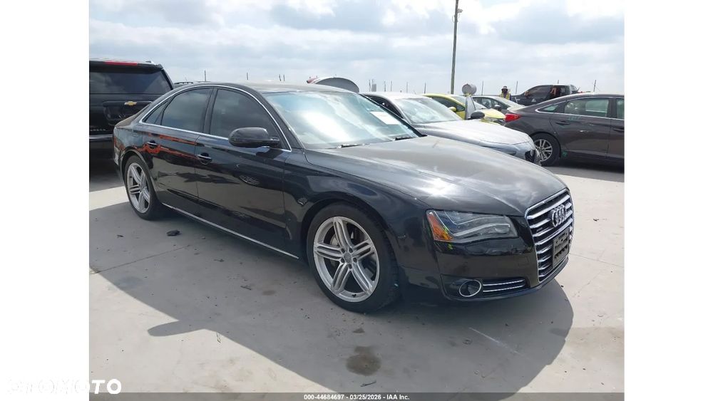 Audi A8 - 1