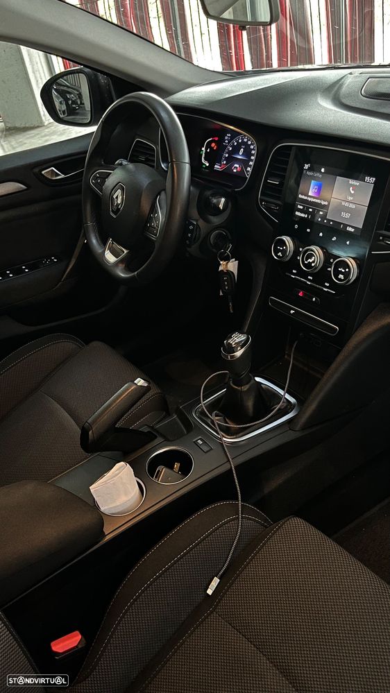 Renault Mégane Sport Tourer 1.5 Blue dCi Equilibre - 16