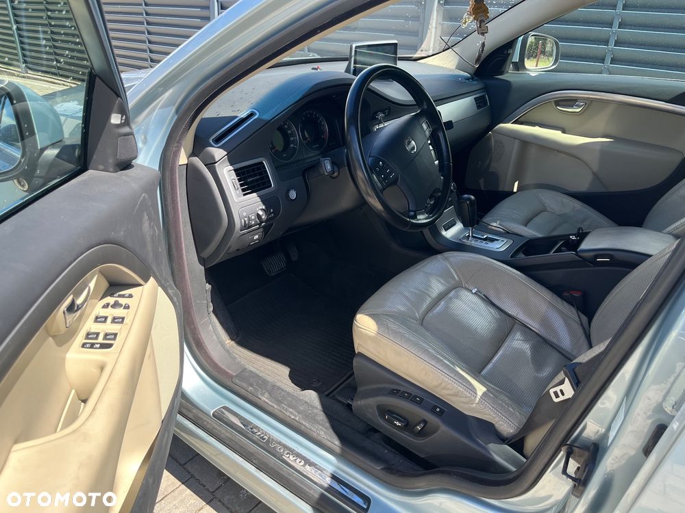 Volvo V70 3.2 Summum - 23