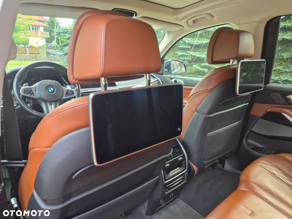 BMW X7 xDrive30d sport - 17