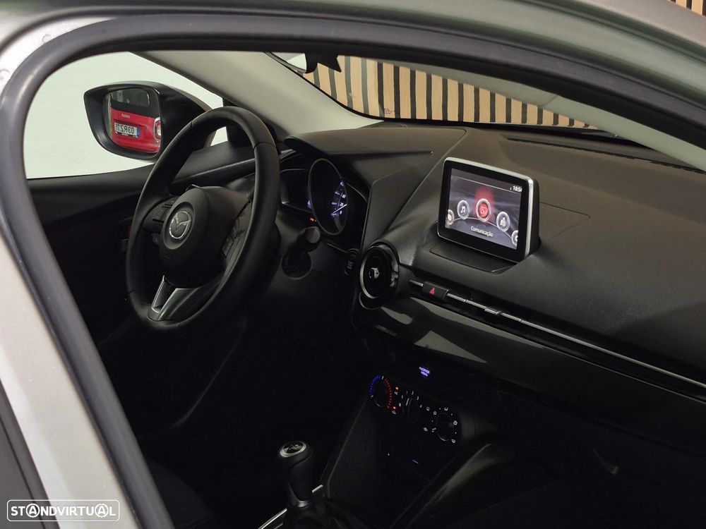 Mazda 2 1.5 Sky.Evolve Navi - 29