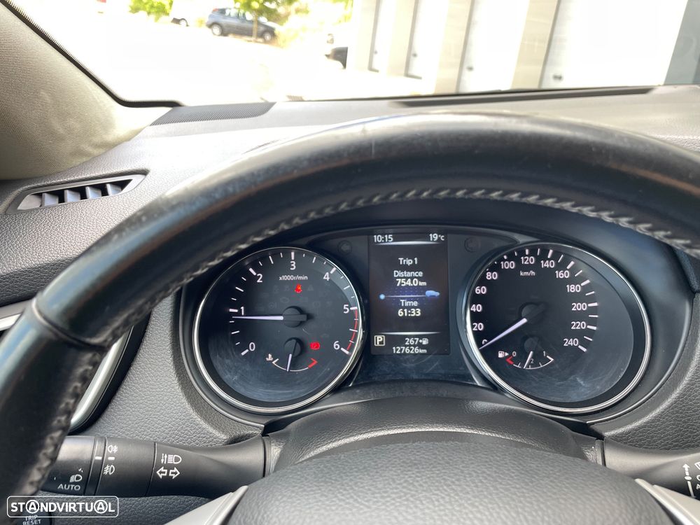 Nissan Qashqai 1.6 dCi Xtronic ACENTA - 22