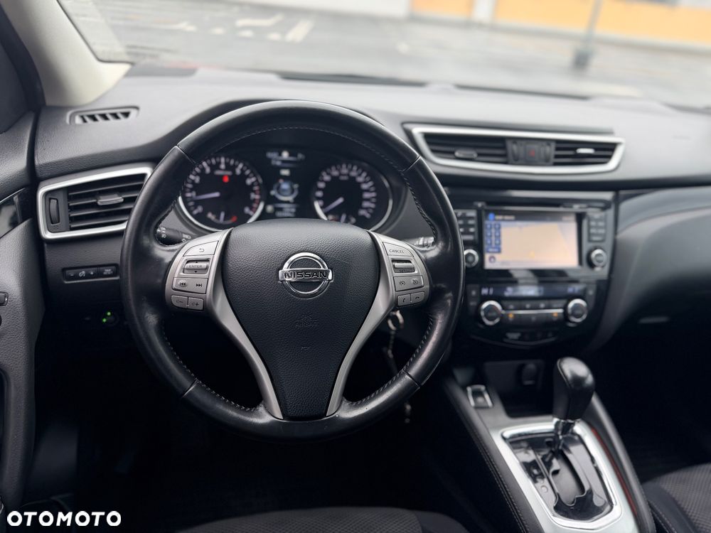 Nissan Qashqai 1.2 DIG-T N-Vision Xtronic EU6 - 10