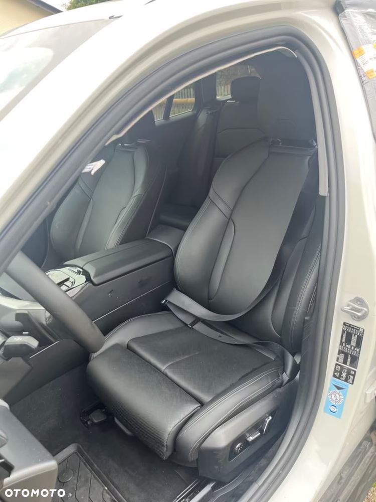 BMW Seria 5 520d xDrive mHEV - 6