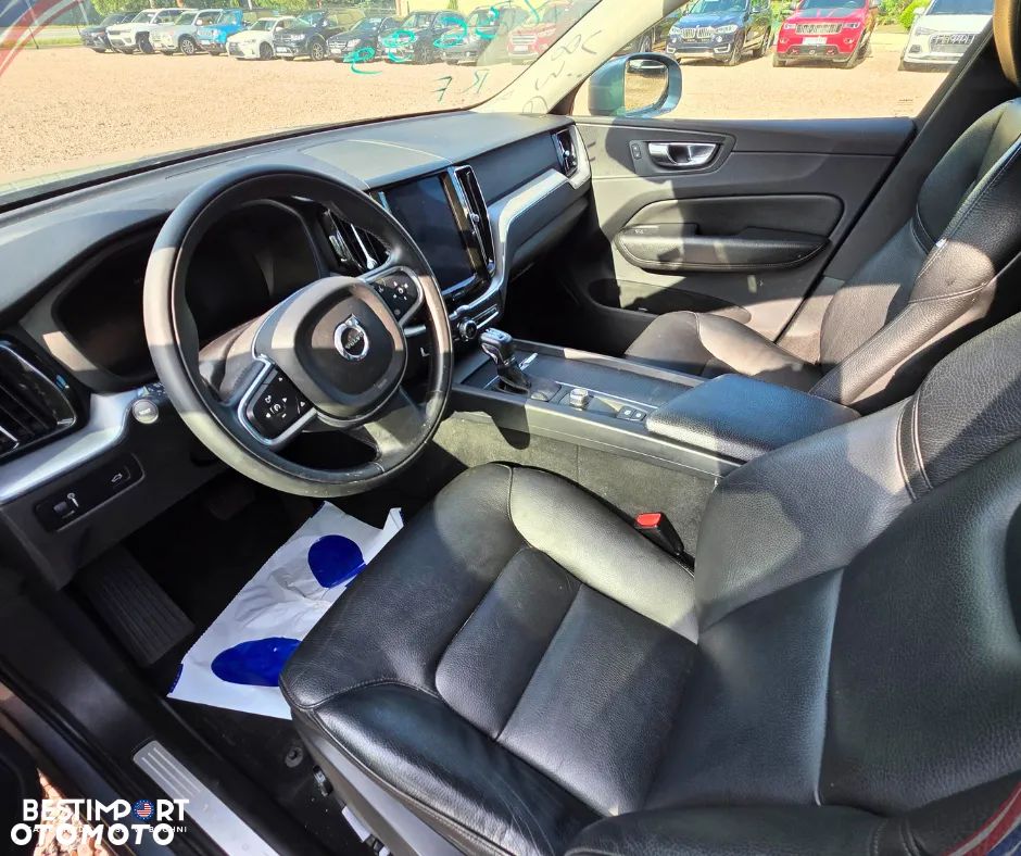 Volvo XC 60 T5 Momentum - 7