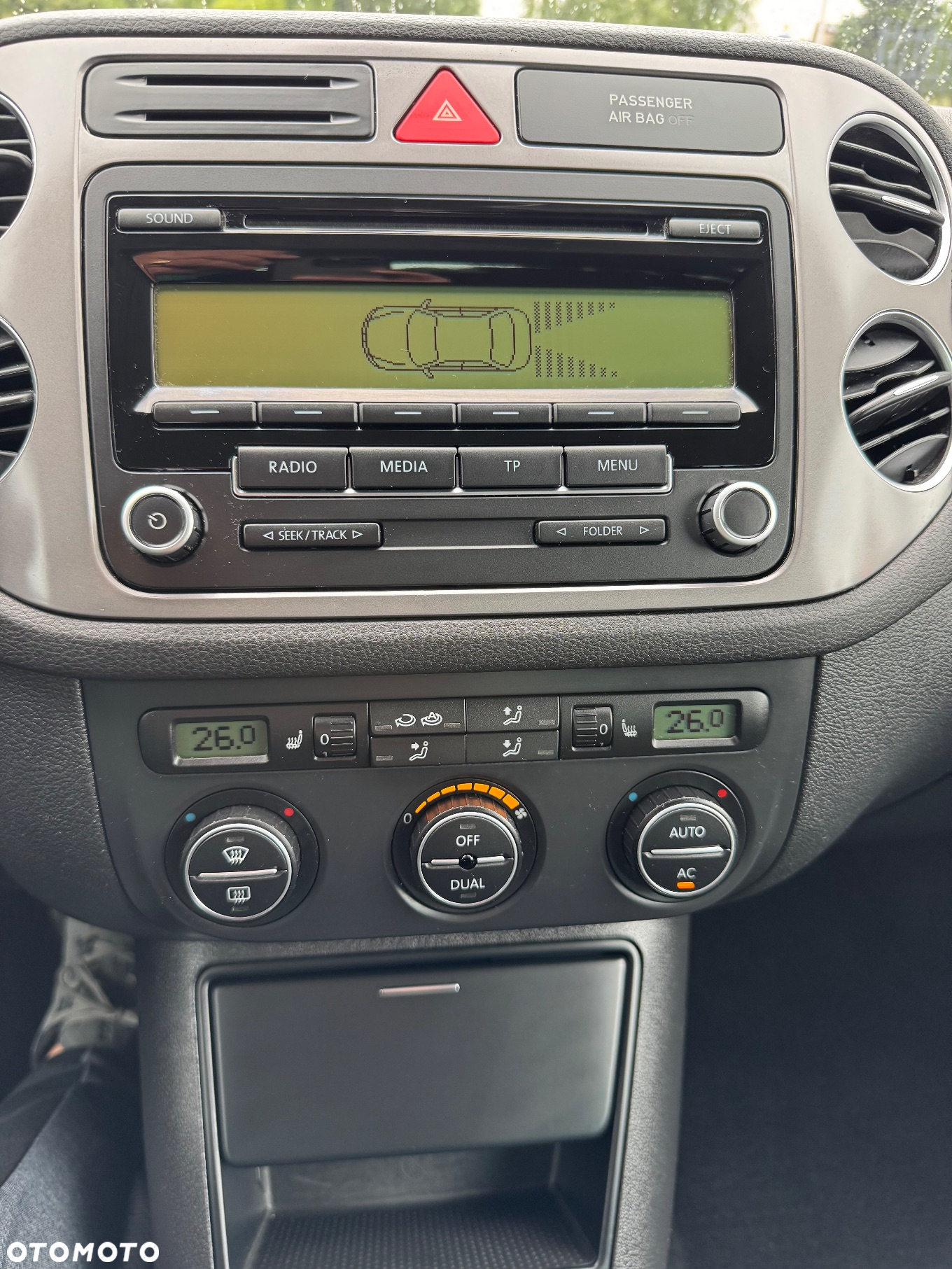 Volkswagen Tiguan - 24