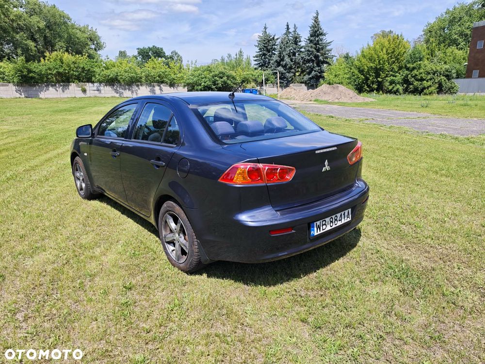 Mitsubishi Lancer 1.8 Inform LPG - 5