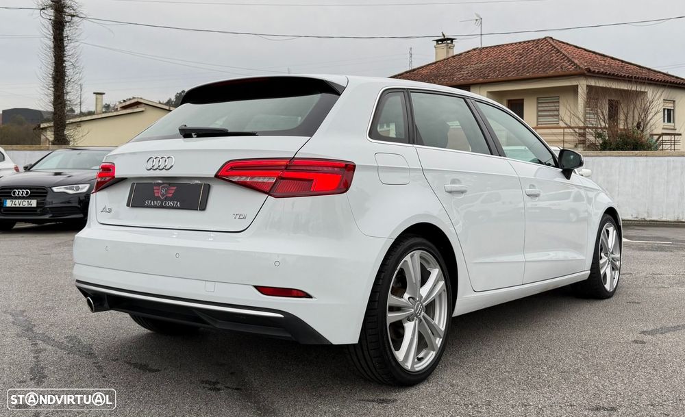 Audi A3 Sportback 1.6 TDI S-line S tronic - 4