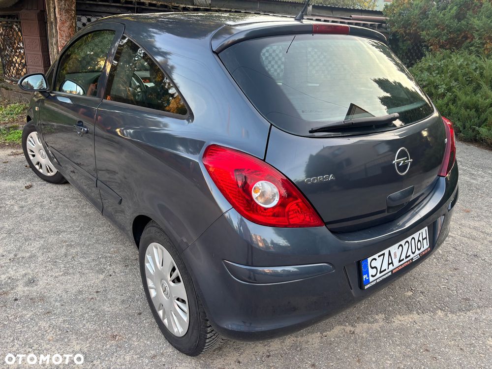 Opel Corsa 1.4 16V Edition - 14