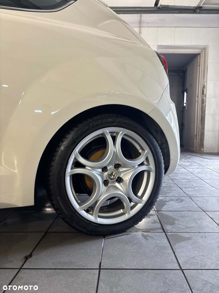 Alfa Romeo Mito 1.4 TB Distinctive - 6