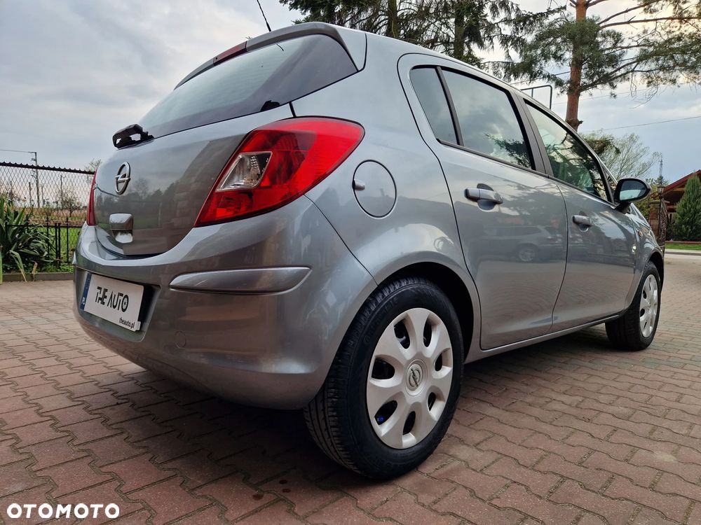 Opel Corsa 1.2 16V Enjoy - 8