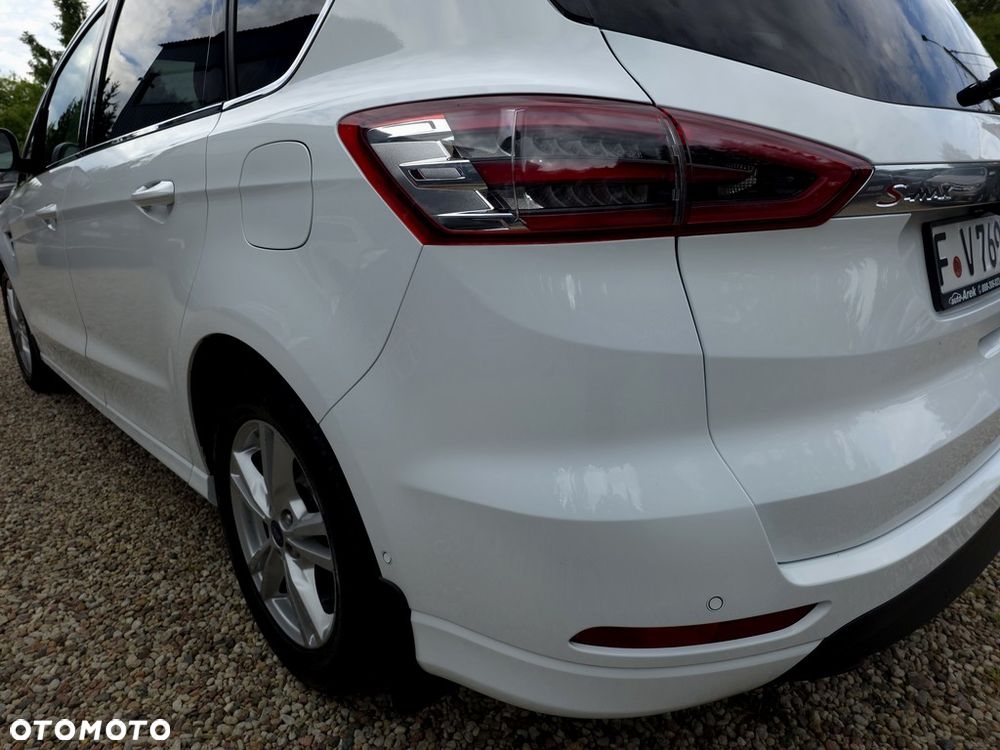 Ford S-Max 2.0 EcoBlue Titanium - 24