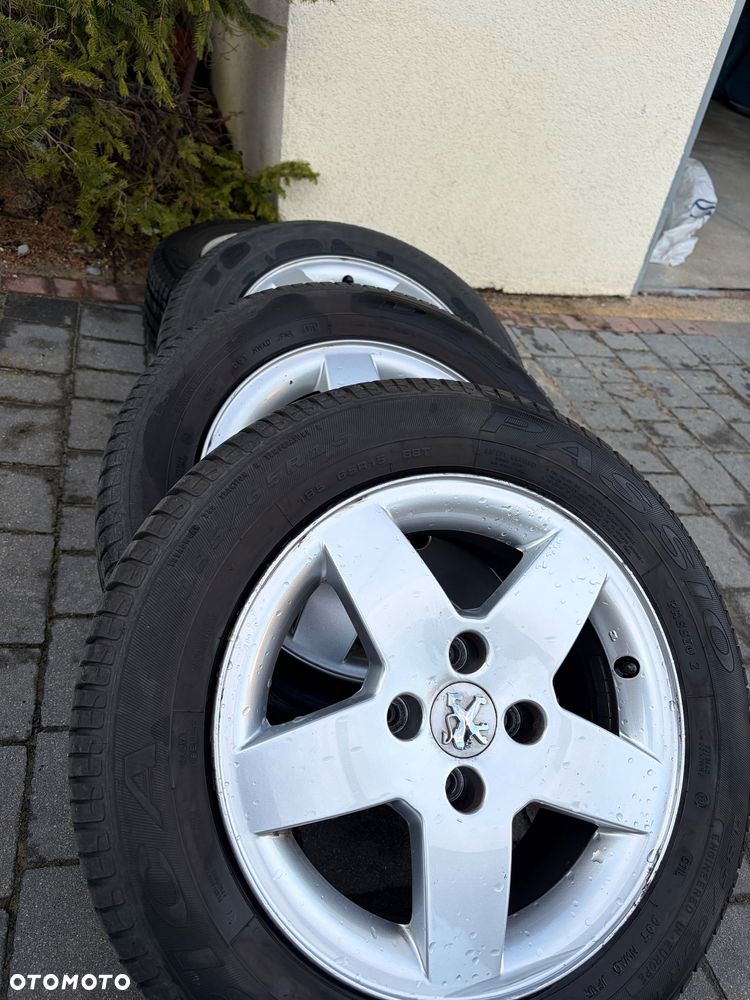 Peugeot 207 1.4 - 12