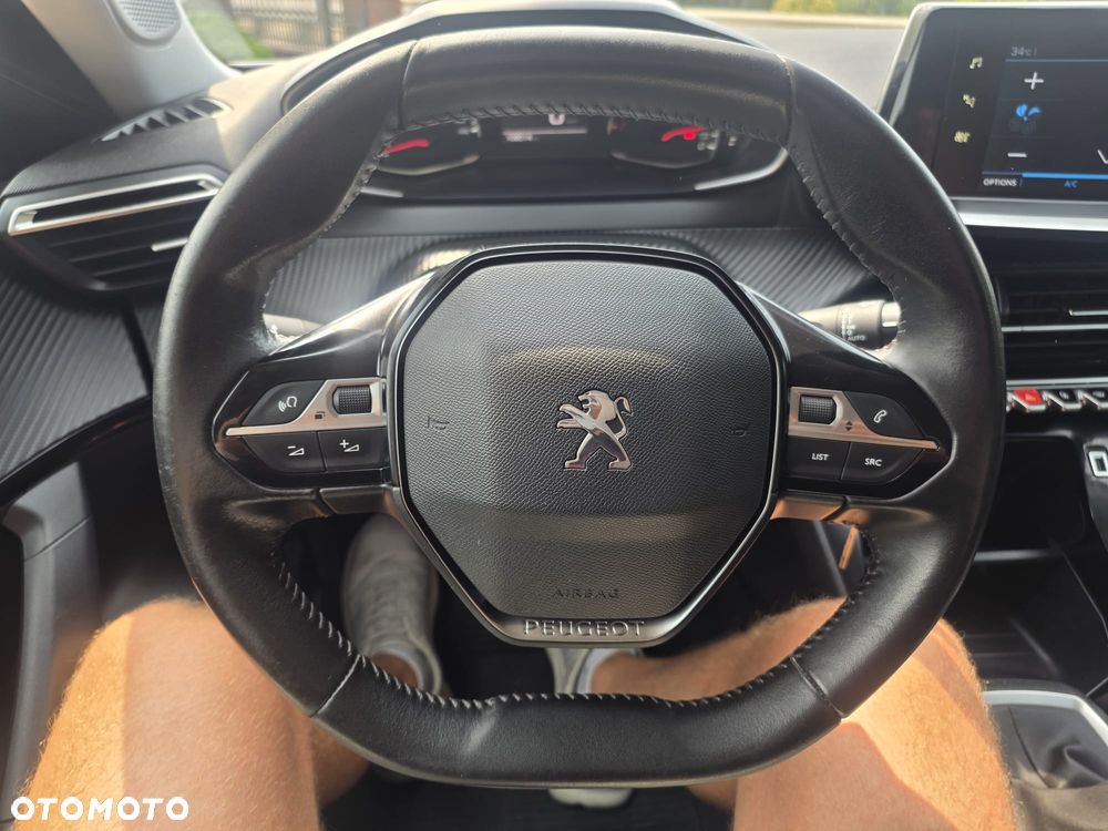 Peugeot 2008 PureTech 100 Active - 11