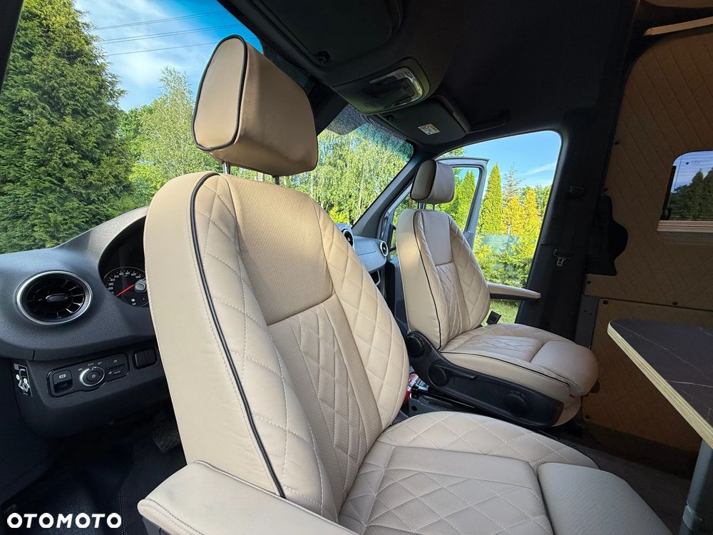 Mercedes-Benz SPRINTER - 18