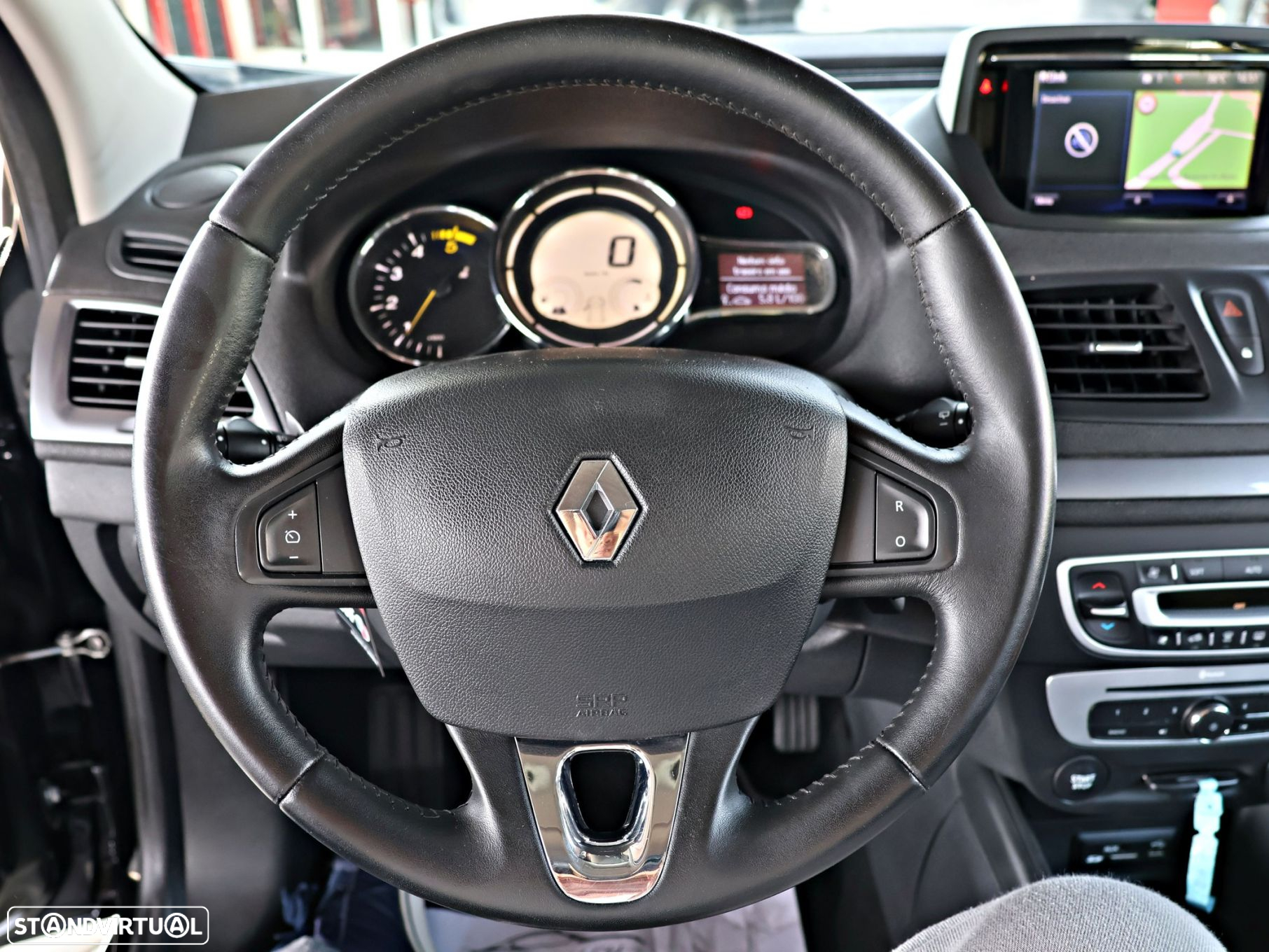Renault Mégane Sport Tourer 1.5 dCi Confort SS - 36