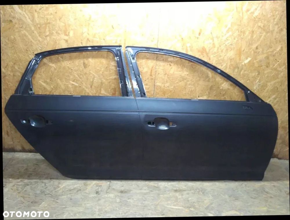 AUDI A4 B9 2015- DRZWi prawe przednie przód - 1