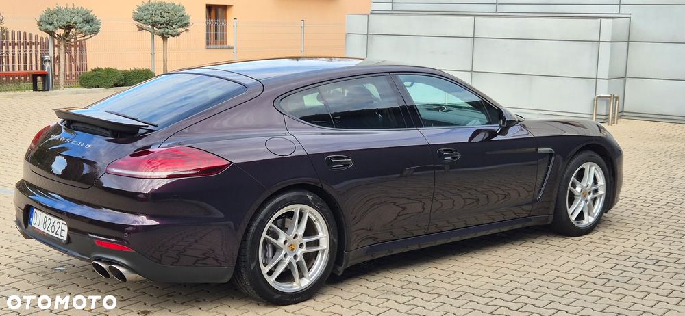Porsche Panamera 4 - 12