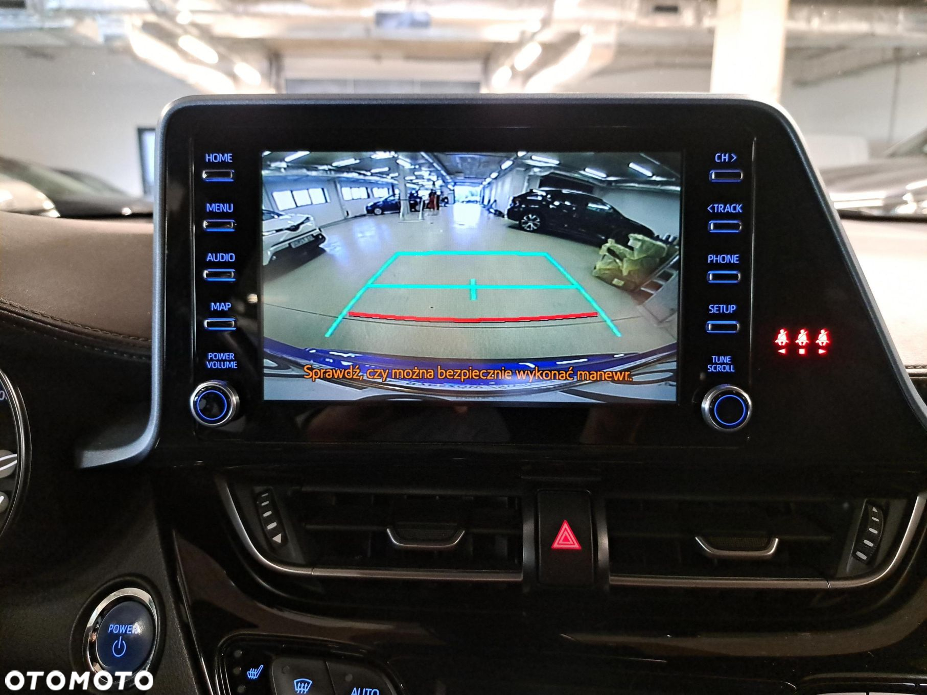 Toyota C-HR - 18