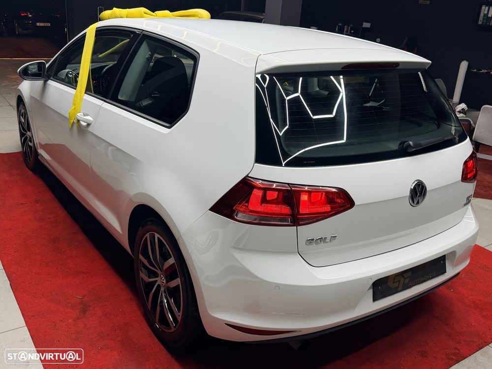 VW Golf 1.6 TDi BlueMotion Trendline - 3