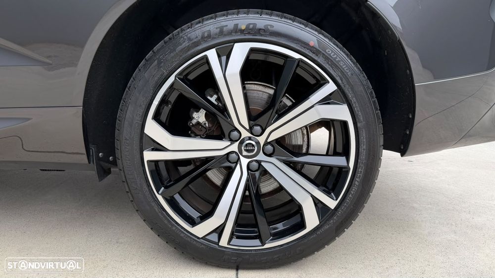 Volvo XC 60 T6 AWD Recharge Plus Dark - 40
