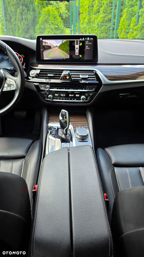 BMW Seria 5 520d xDrive Luxury Line - 16