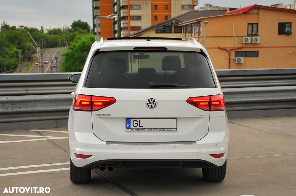 Volkswagen Touran 2.0 TDI SCR (BlueMotion Technology) DSG Highline - 10