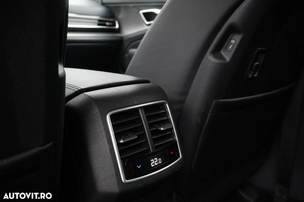 Kia Sportage 1.6 T-GDI HEV 6AT 4x2 Style - 13