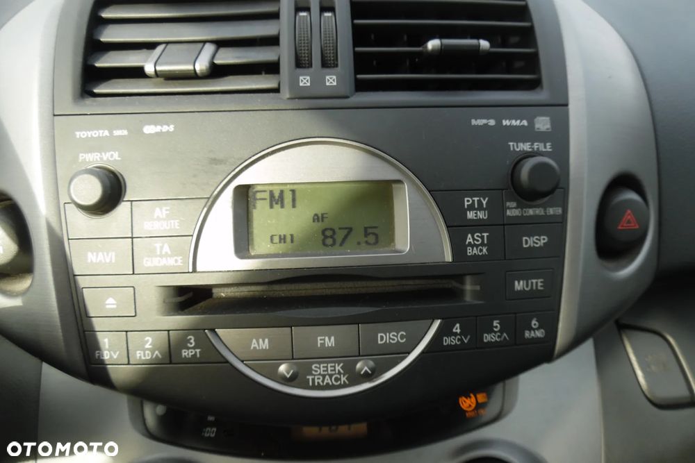 Toyota RAV4 2.2 D-4D Premium - 15
