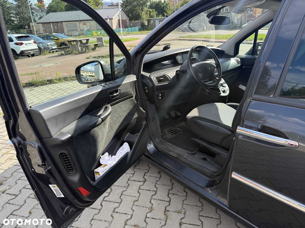 Peugeot 807 - 6