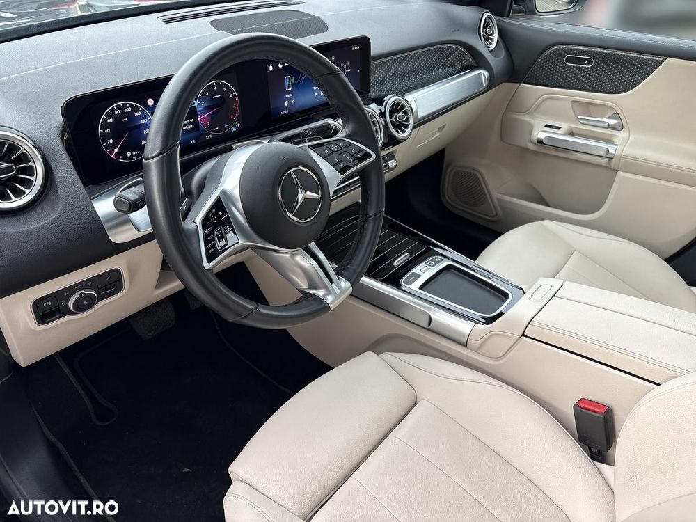 Mercedes-Benz GLB - 10