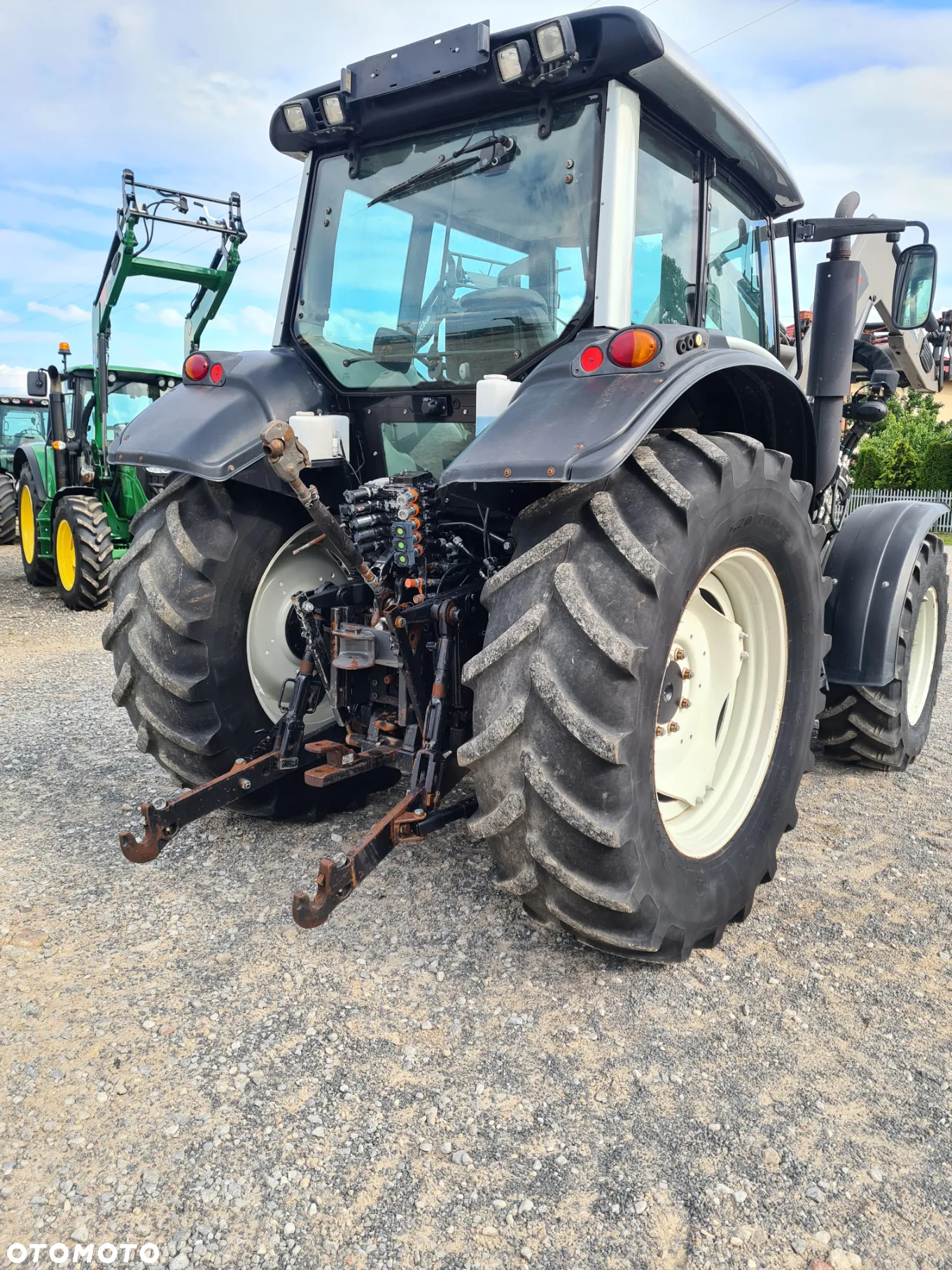 Valtra N 141 - 6
