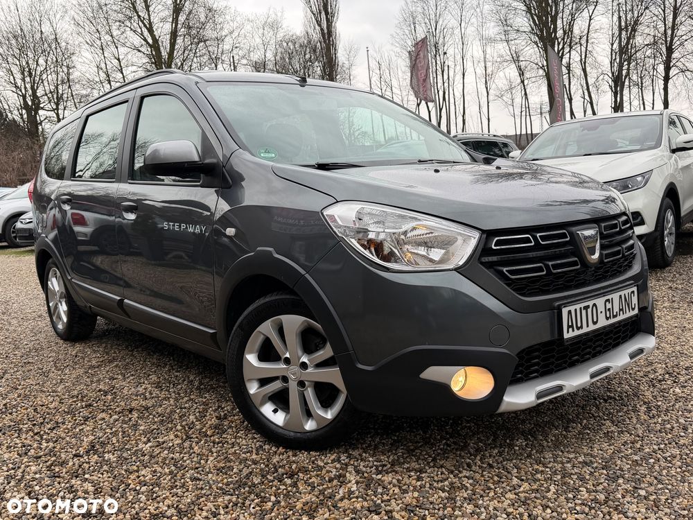 Dacia Lodgy TCe 115 Stepway - 2