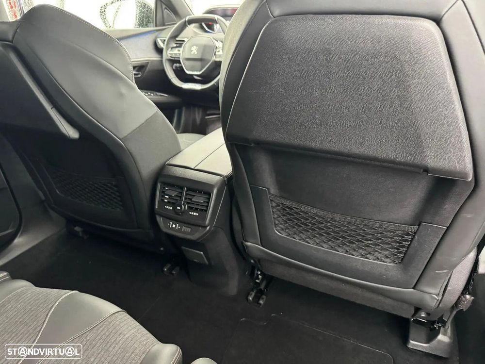 Peugeot 5008 1.5 BlueHDi GT Line - 29