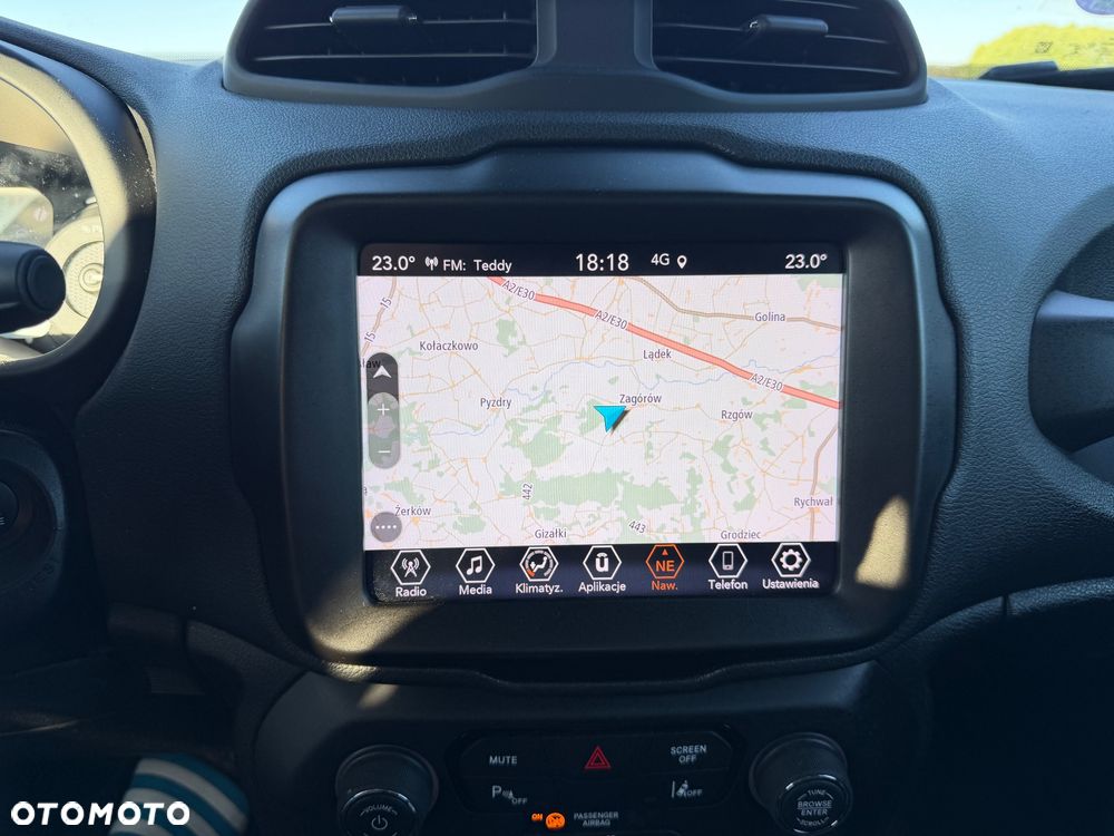 Jeep Renegade 1.3 T-GDI 4xe Automatik High Upland - 23