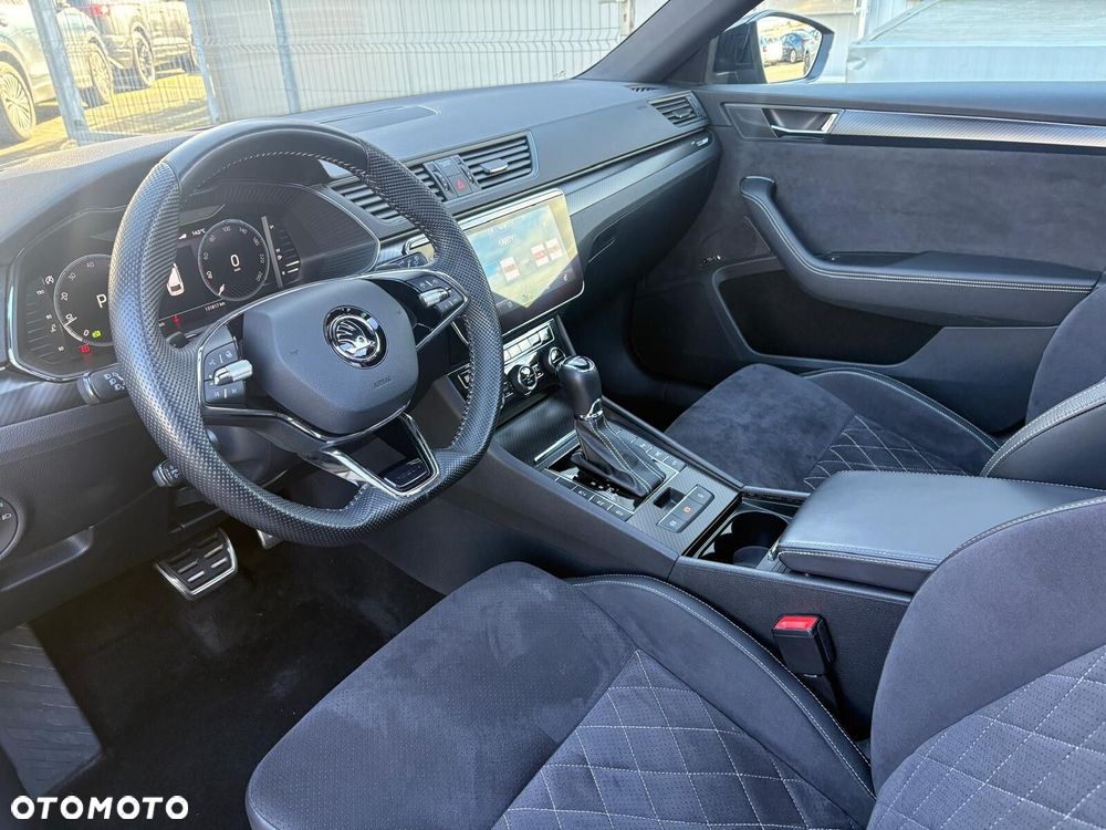 Skoda Superb 2.0 TDI SCR Sportline DSG - 9