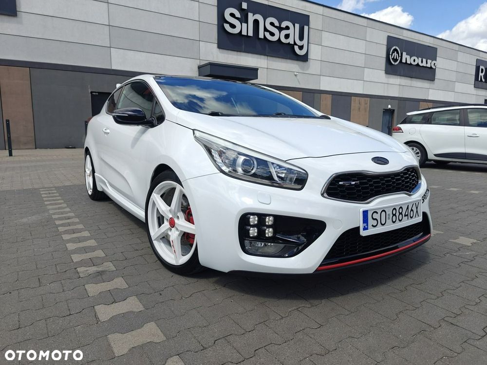 Kia Ceed - 27