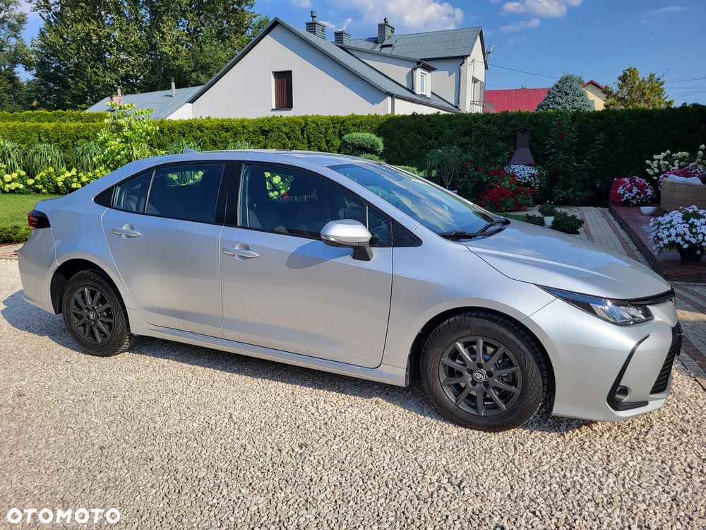 Toyota Corolla 1.6 Active - 27