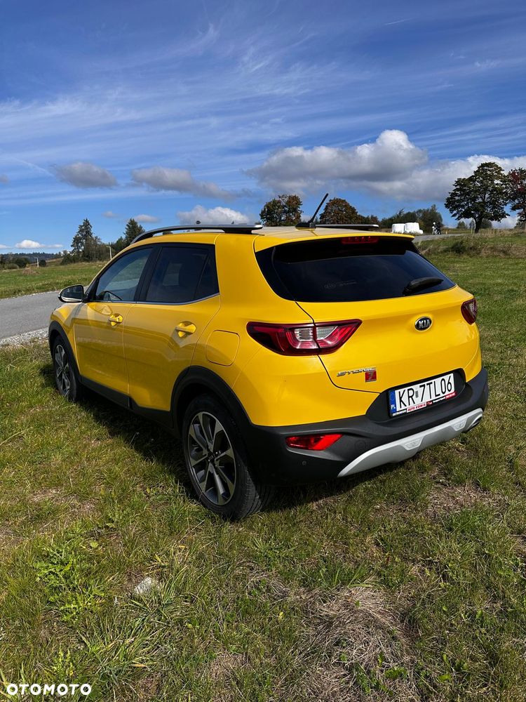 Kia Stonic 1.4 L - 9