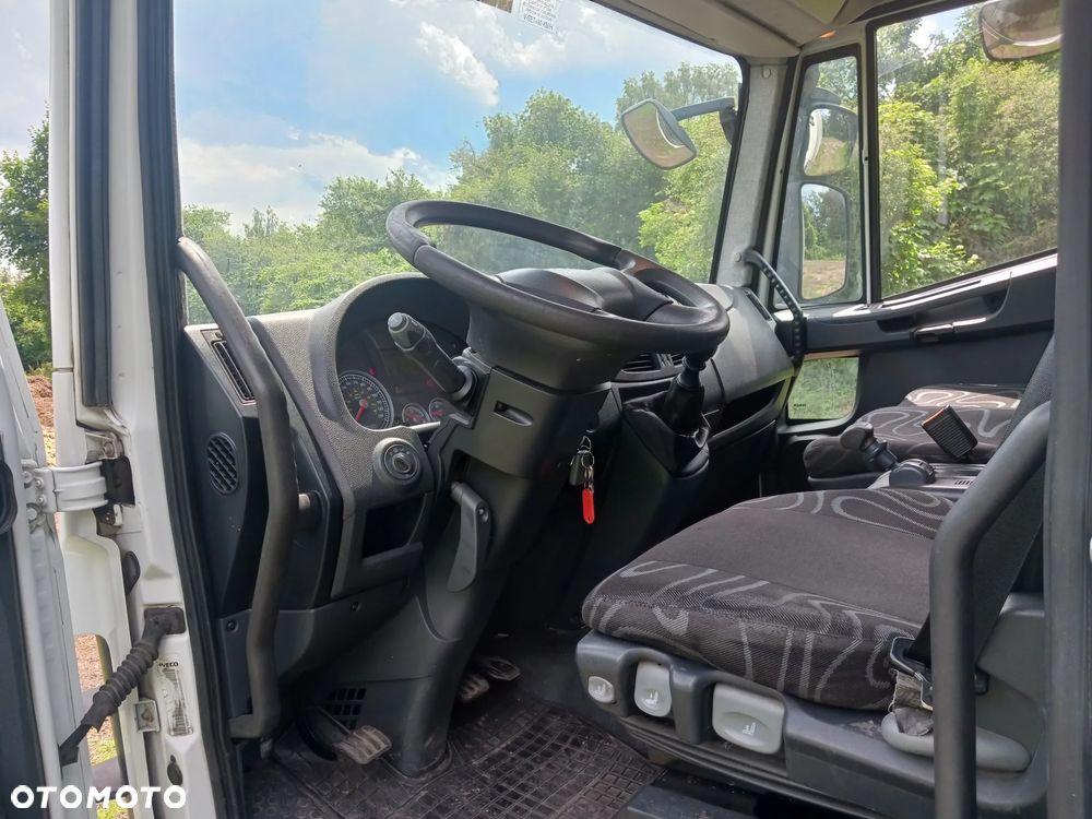 Iveco EUROCARGO 100E18 E5 2013r 277 tyś km KLIMA SALON Izoterma Chłodnia Mroźnia - 2