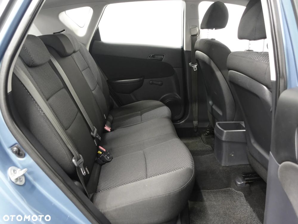 Hyundai i30 1.4 Blue Classic - 22