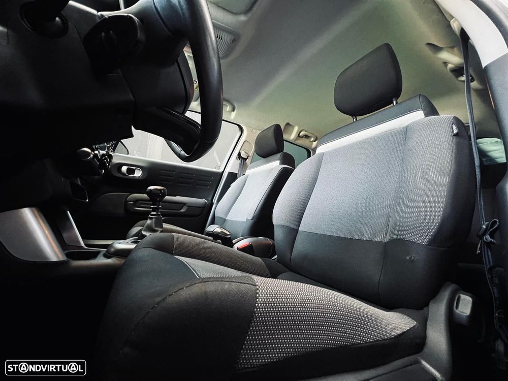 Citroën C3 Aircross 1.5 BlueHDi Shine S&S - 38