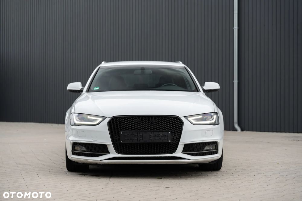 Audi A4 Avant 2.0 TDI DPF S line Sportpaket - 3