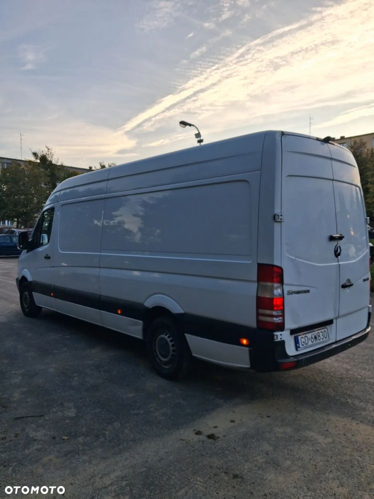 Mercedes-Benz Sprinter - 3