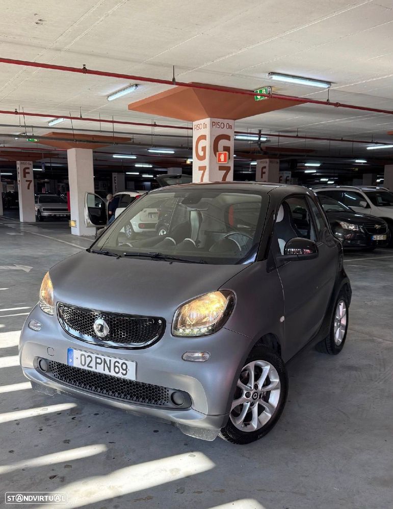 Smart ForTwo Coupé 1.0 Passion 71 - 1