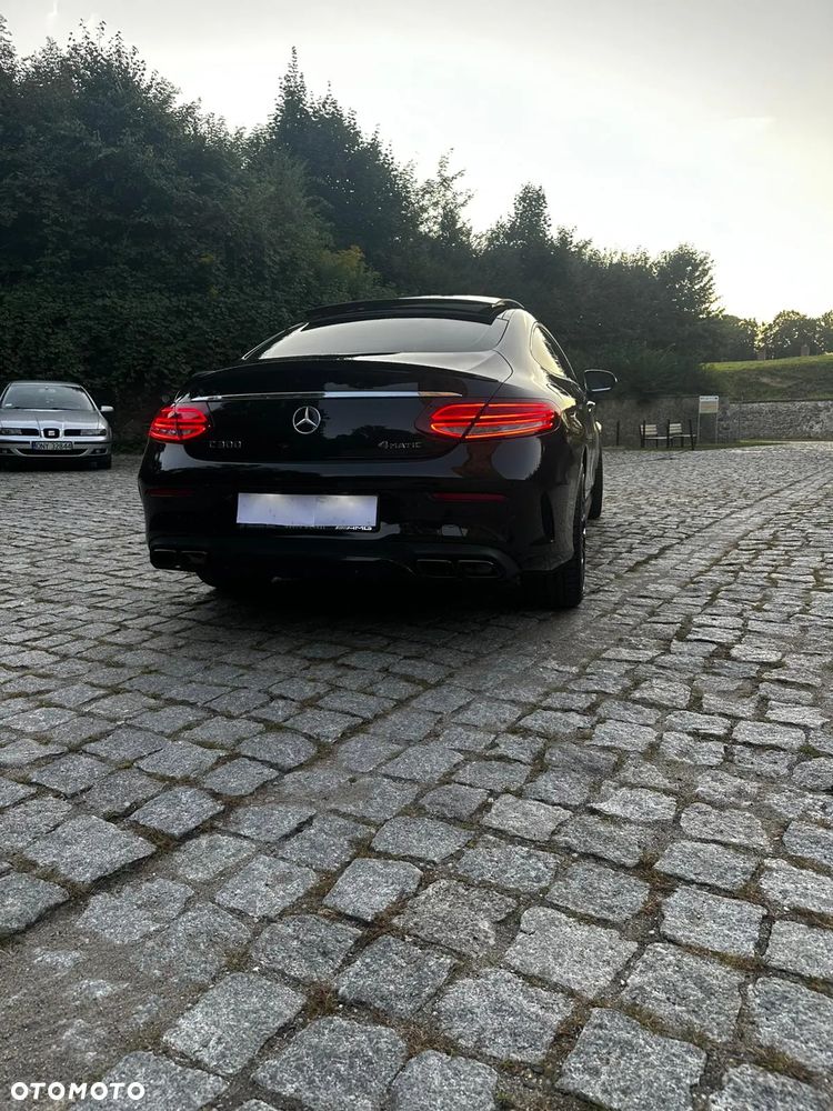 Mercedes-Benz Klasa C 300 4MATIC 9G-TRONIC - 13